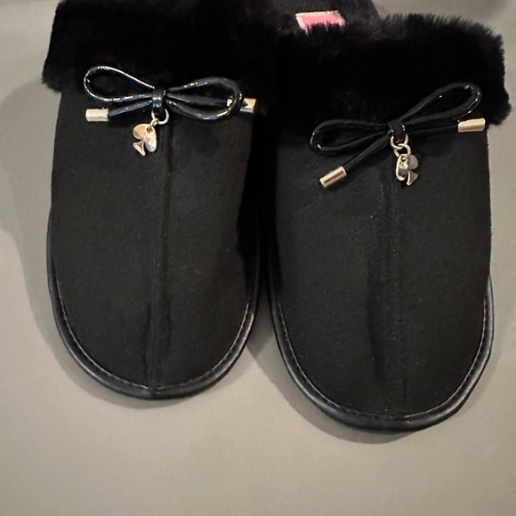 Size 7 Black Kate Spade Slippers - Picture 2 of 3